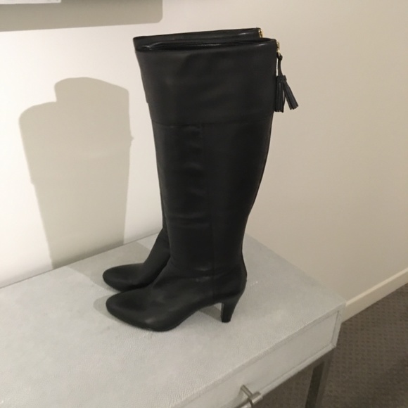 Tall boots - Picture 2 of 4